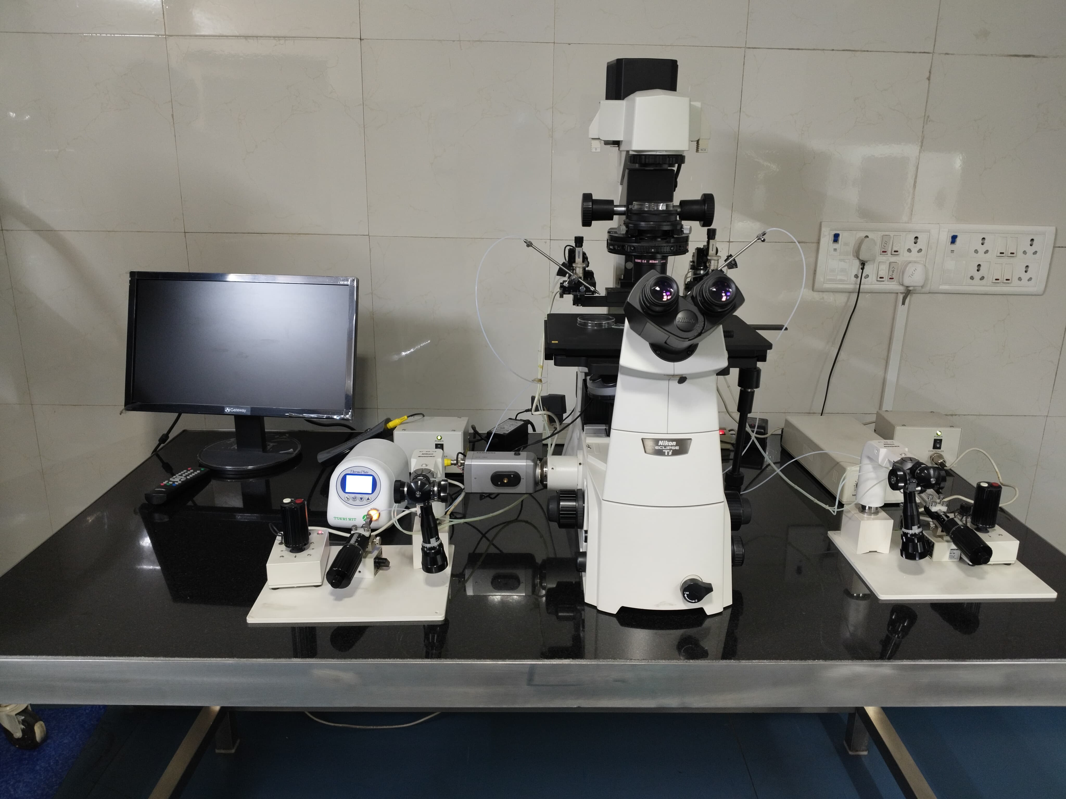 Doctor counseling a couple